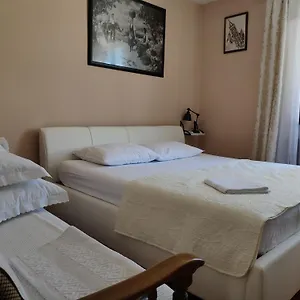 Rab-centar Vendégház